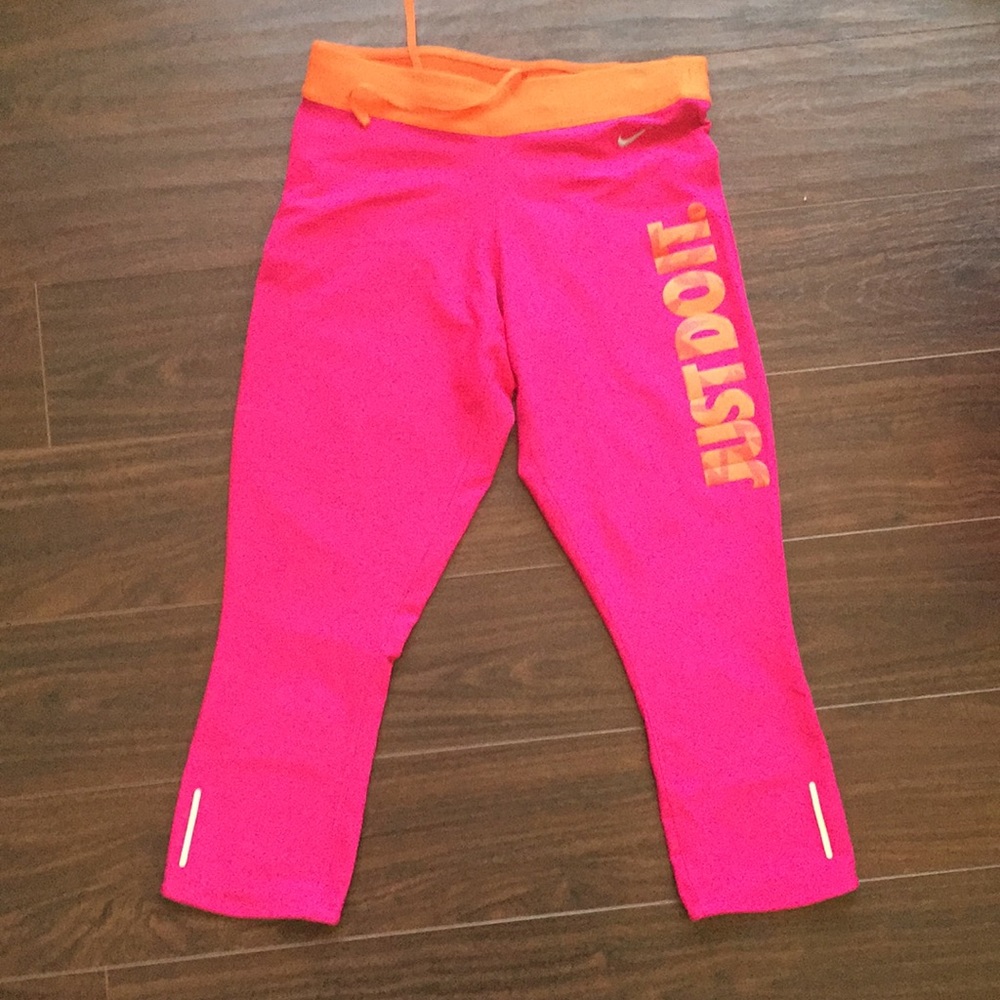 Nike crop leggings